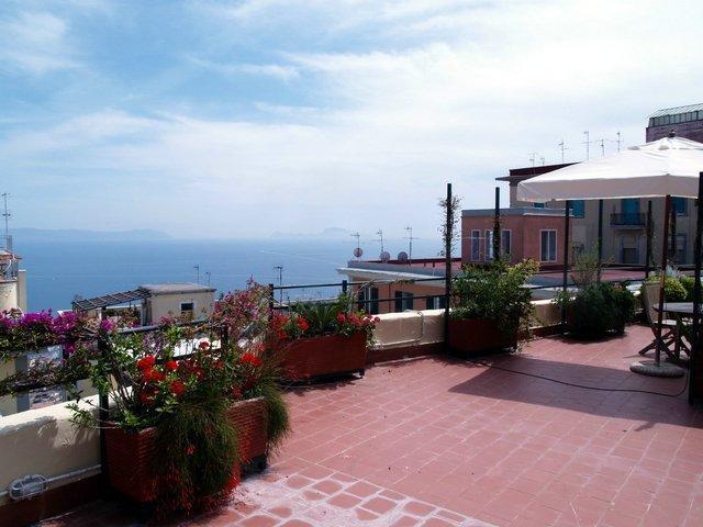 Una Terrazza Sul Golfo Naples Bilik gambar